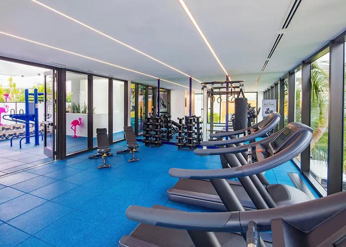 Moxy Miami South Beach